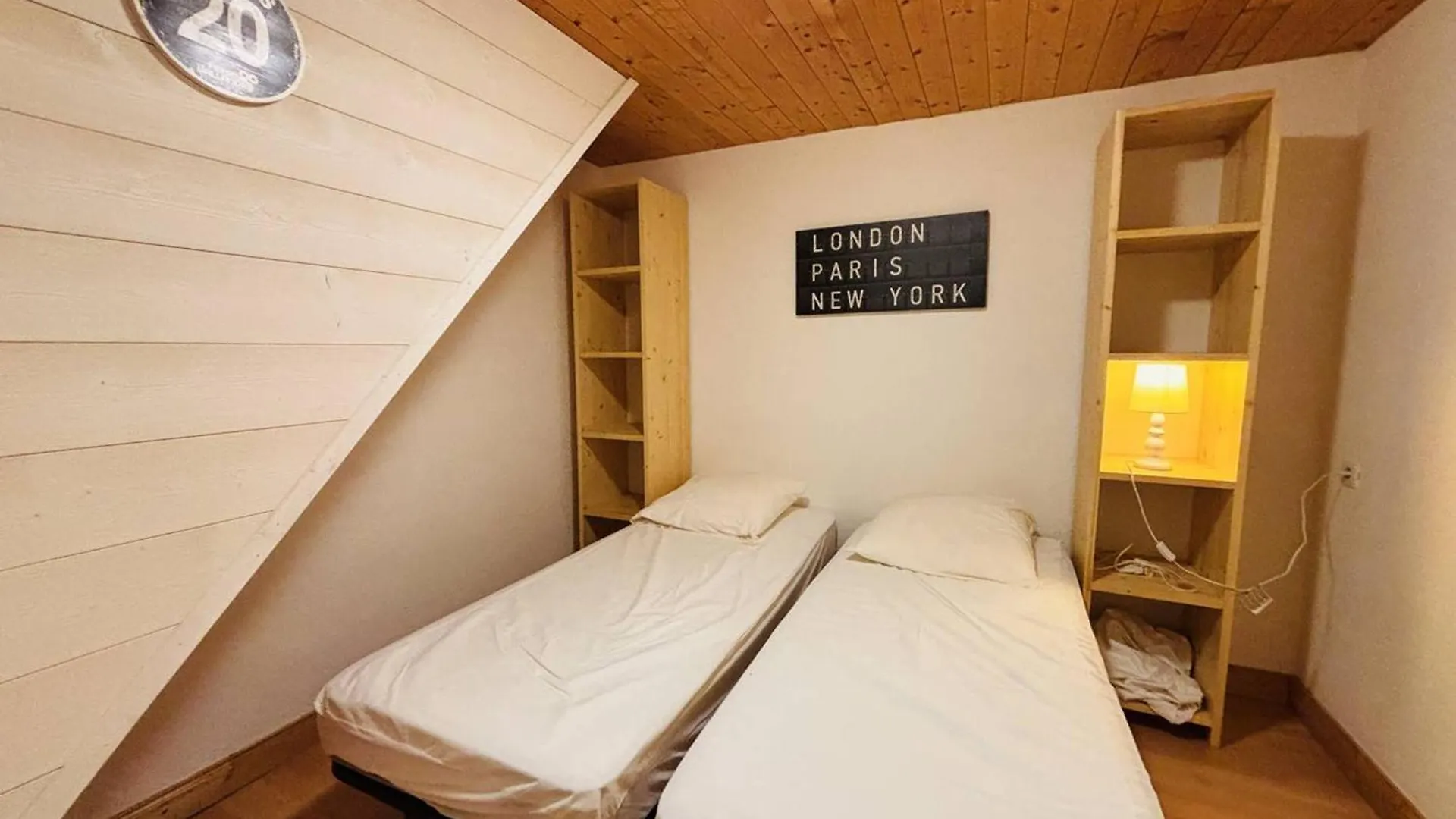 Triplex 6 Pers, Proche Pistes, Balcon, Animaux Admis - Fr-1-757-132 Apartment Landry 0*,  France
